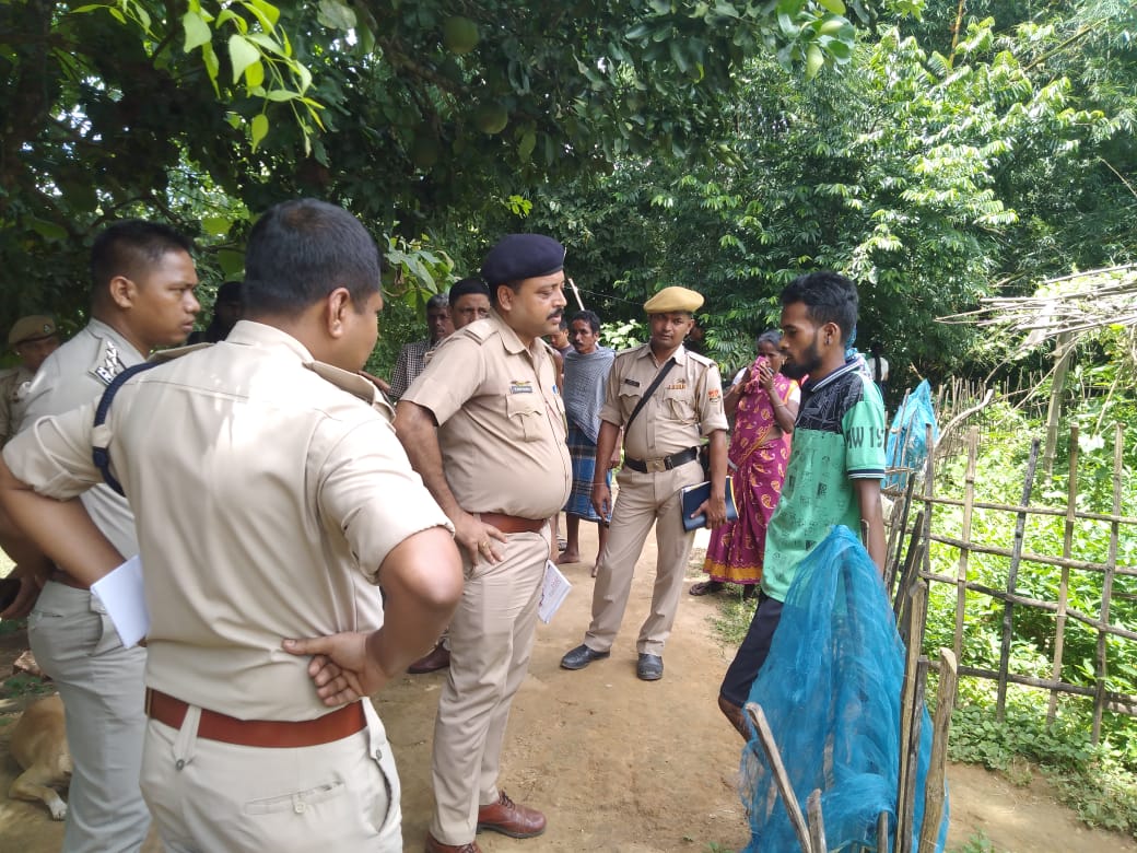 তিনদিন ধরে নিখোঁজ শিশুকন্যা!!