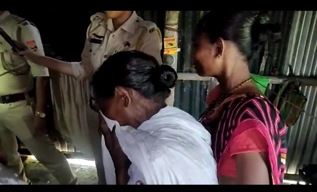 সত্তরোর্ধ বৃদ্ধা নিজ ঘরে খুন!!