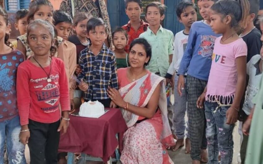 কেক ওয়ালি টিচার