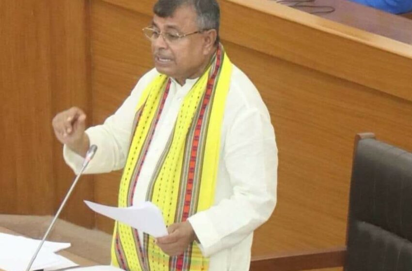 ডিসেম্বরের মধ্যেই প্রচুর চাকরিঃ বিধানসভায় রতন, ভগবান