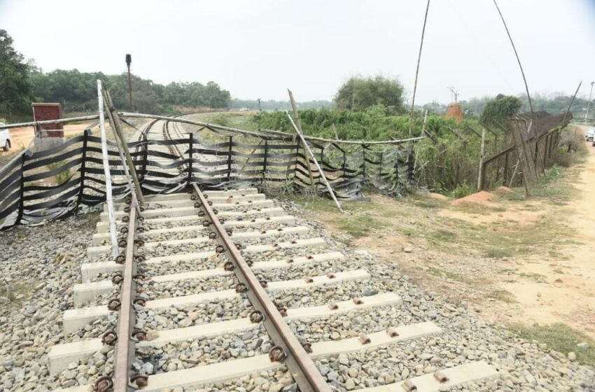 আগরতলা-আখাউড়া রেলপথ বিশবাঁও জলে