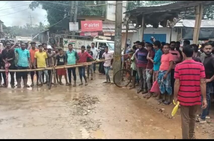 ফের রাস্তা অবরোধ!!!