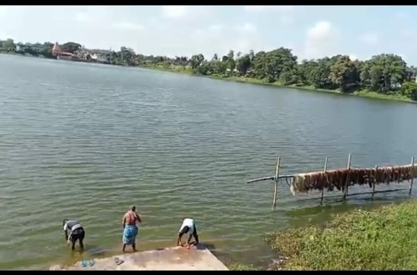 বেআইনি ভাবে জলাশয় লিজ!!!