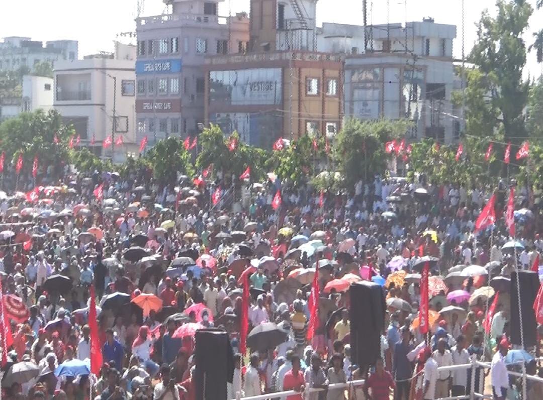 কি বার্তা দিলো আস্তাবল??
