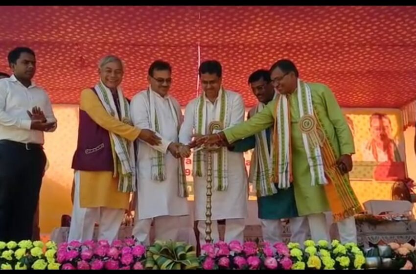 কৃষিবিজ্ঞান প্রশাসনিক ভবন উদ্ভোদন করলেন মুখ্যমন্ত্রী