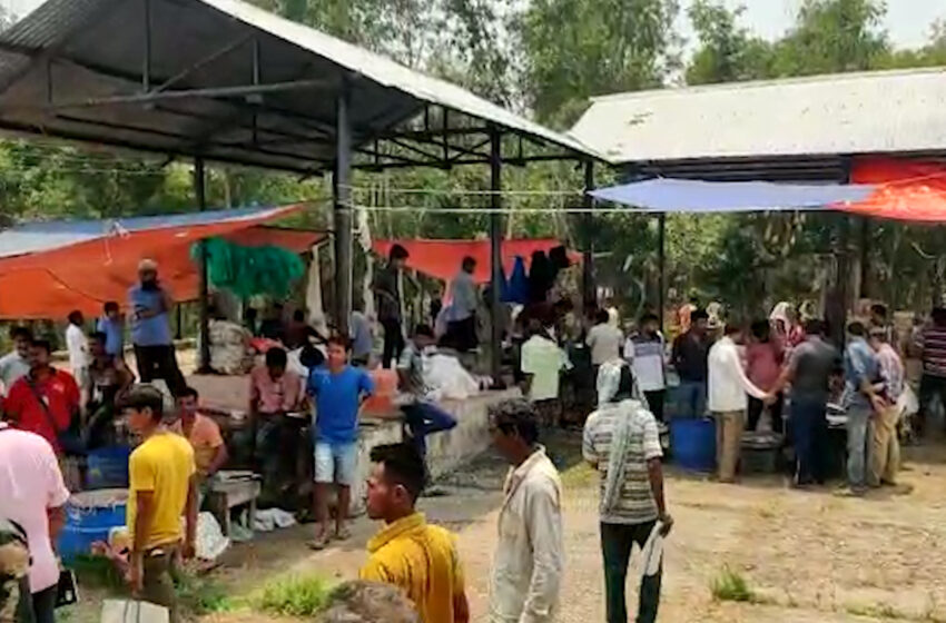 ৩ বছর পর পুনরায় চালু সাব্রুমে শ্রীনগর সীমান্ত হাট