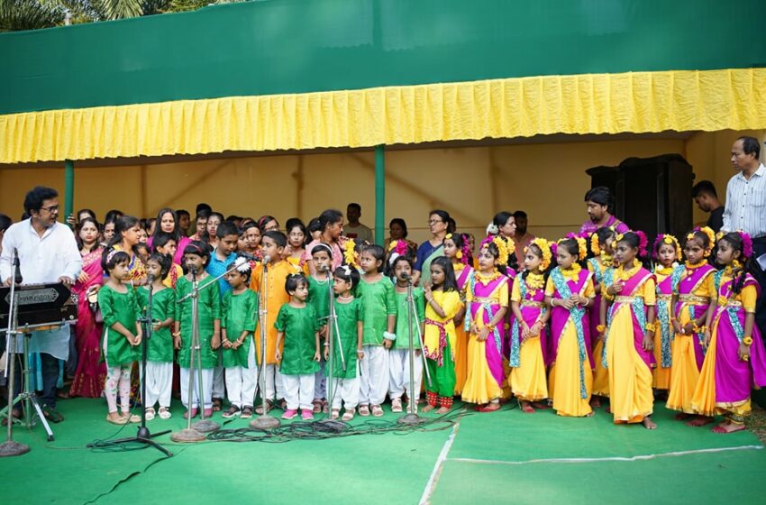 গান-আবৃত্তি-নৃত্যের ছন্দে রাজ্যজুড়ে কবিপ্রণাম
