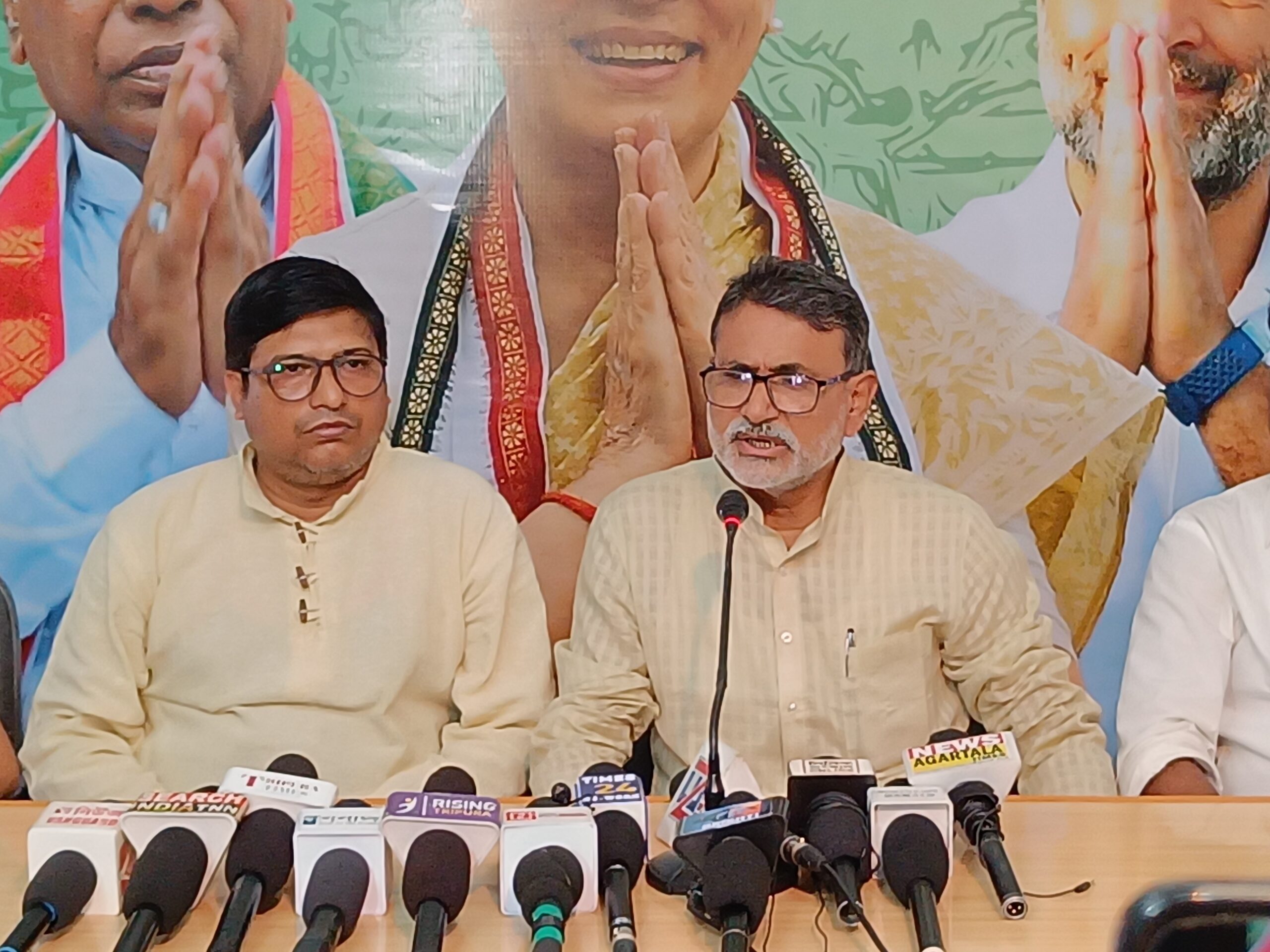 টিসিএ কান্ড মুখ্যমন্ত্রীর আশ্রয়ে প্রশ্রয়ে!! বিস্ফোরক আশিষ!!