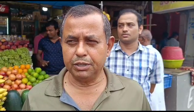  জিবি বাজারে  প্রশাসনের অভিযান!!