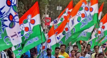 কে বেশি বলীয়ান।