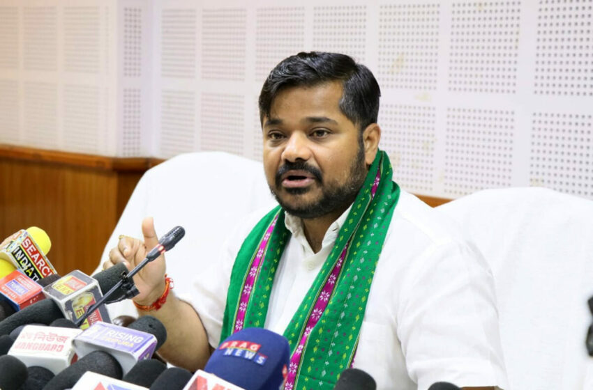দ্রুততার সঙ্গে কৈলাসহর বিমান বন্দর চালুর চেষ্টা চলছে : সুশান্ত।