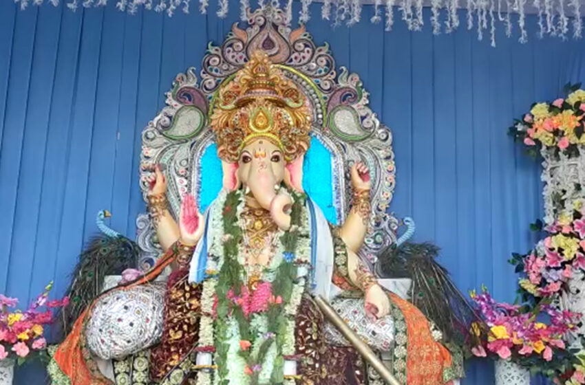 শহরজুড়ে প্রস্তুতি গণেশ পুজোর ব্যস্ত মূর্তিপাড়াও।