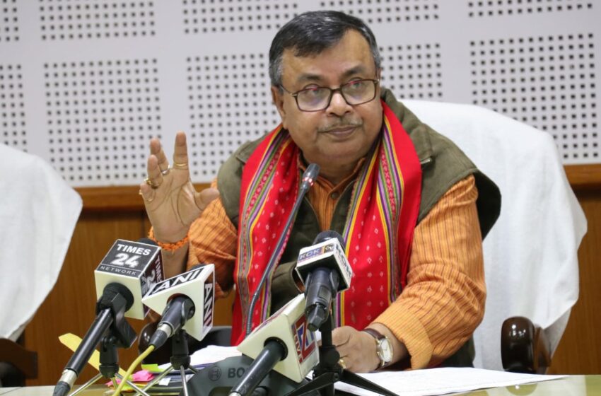 রাতদিন সারাইয়ের কাজ চলছে, জানান বিদ্যুৎমন্ত্রী।