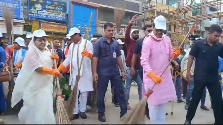  “এক অক্টোবর, একসাথে, এক ঘন্টা”!!