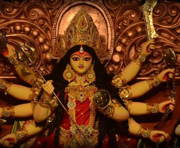  চেনা শহরই বদলে যাবে অচিনপুরে।
