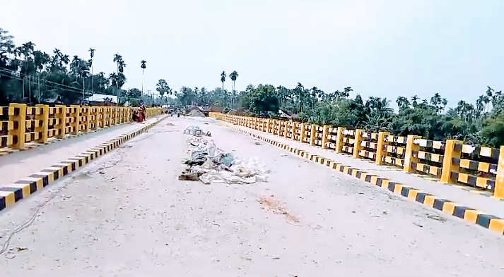  অমরপুরে খুশীর হাওয়া!!