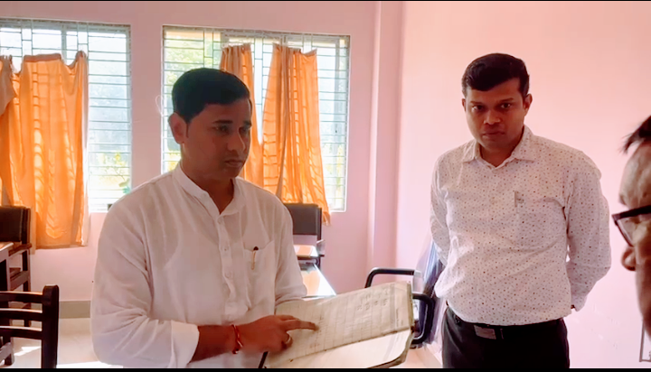  মন্ত্রীর অফিস দর্শনে চোখ কপালে!!
