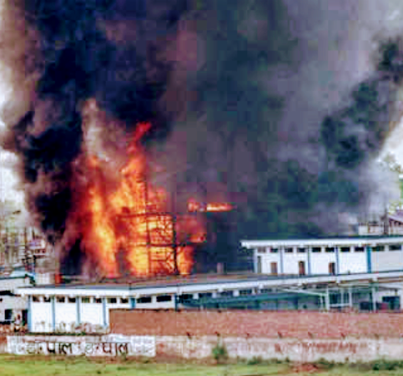  ক্যামিকেল কারখানায় আগুনে পুড়ে মৃত্যু ৬ শ্রমিকের!!