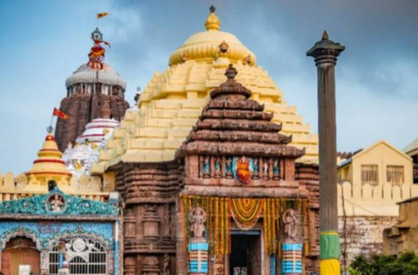  জগন্নাথ দর্শনে গিয়ে পুলিশকর্মীকে মারধর বাঙালি পর্যটকের!!