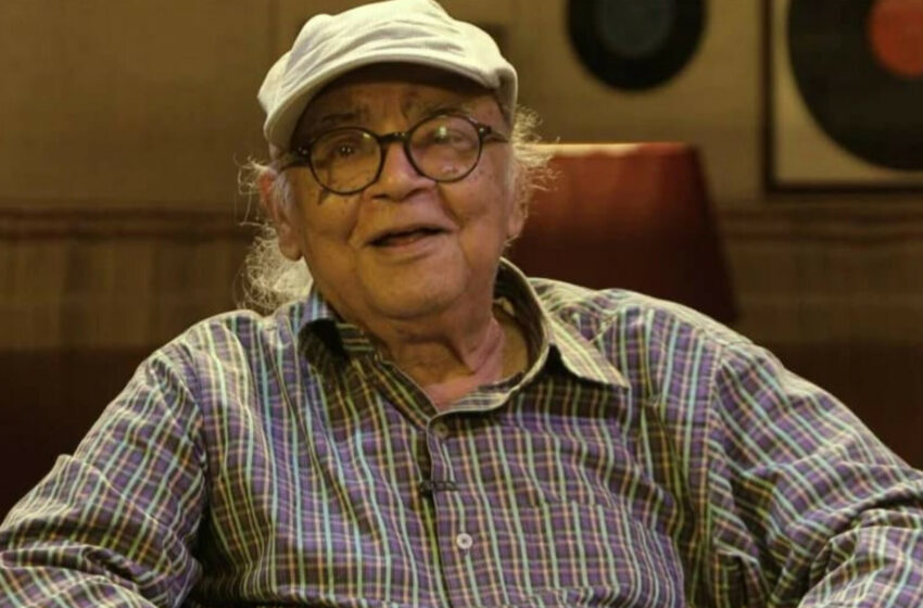 প্রয়াত নাট্যকার, অভিনেতা মনোজ মিত্র!!
