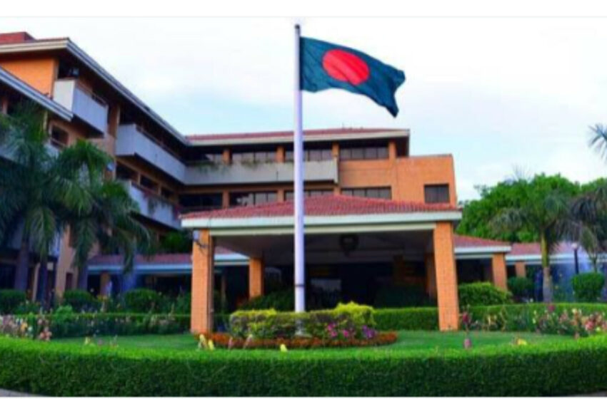 দিল্লিতে বাংলাদেশের নতুন রাষ্ট্রদূত রিয়াজ হামিদুল্লাহ!!