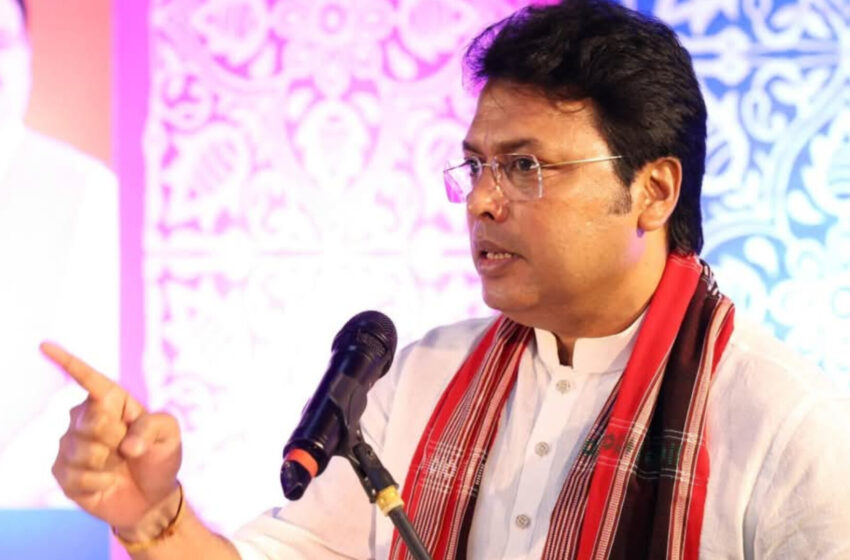  দুর্ঘটনা এড়াতে মানুষকেই সচেতন হতে হবে: বিপ্লব!!