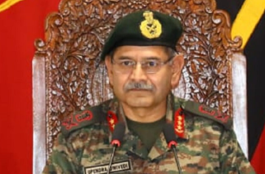  কাশ্মীর পৌছালেন সেনাপ্রধান জেনারেল দ্বিবেদী!!