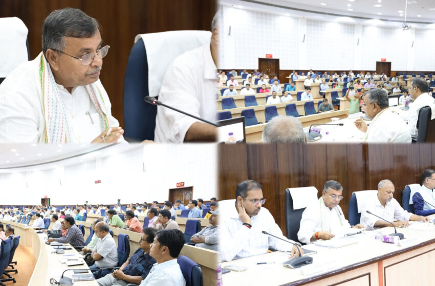 বর্ষায় বিদ্যুৎ দপ্তরের ব্যাপক প্রস্তুতি,পরিষেবা সচল রাখতে কর্মীদের বাতিল,বৈঠক বিদ্যুৎমন্ত্রীর!!