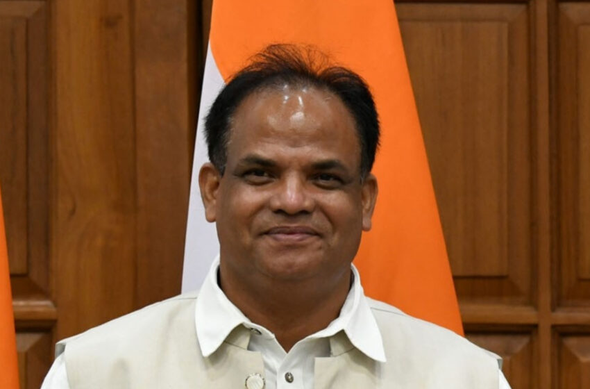  তৃণমূলে যোগদান প্রাক্তন কেন্দ্রীয় মন্ত্রী জন বার্লার!!