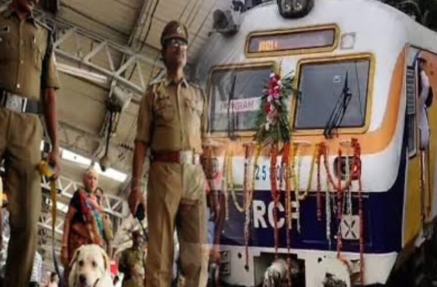  দুরন্ত এক্সপ্রেসের ৪টি বগিতে দুস্কৃতি হানা‌!!