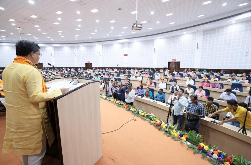  কর্মচারীদের ডিএ ব্যবধান হ্রাসের চেষ্টা চলছে: মুখ্যমন্ত্রী!!