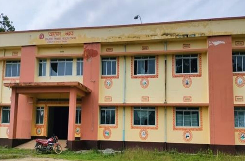দৈন্যদশায় গণ্ডাছড়া হাসপাতাল মা-শিশুর উপর ভেঙে পড়লো ছাদ!!
