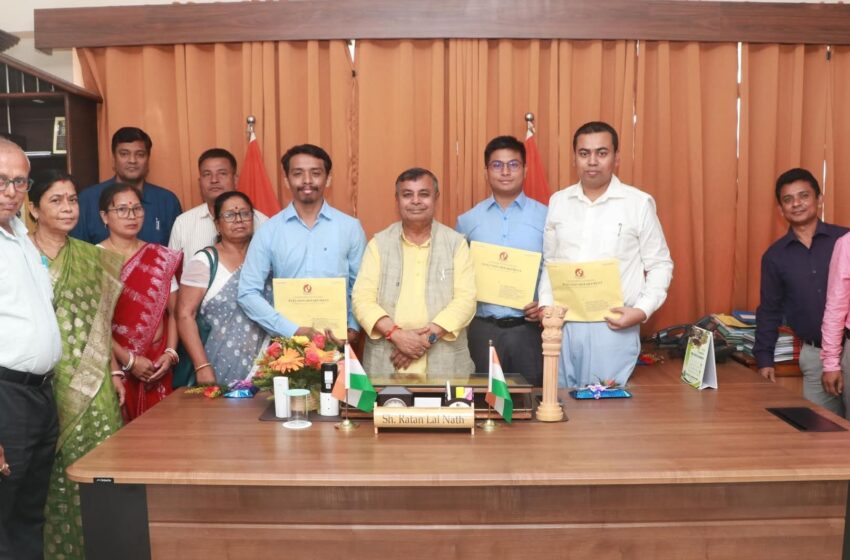  স্বচ্ছতা ও যোগ্যতাই বর্তমানে চাকরির একমাত্র পথঃ রতন!!