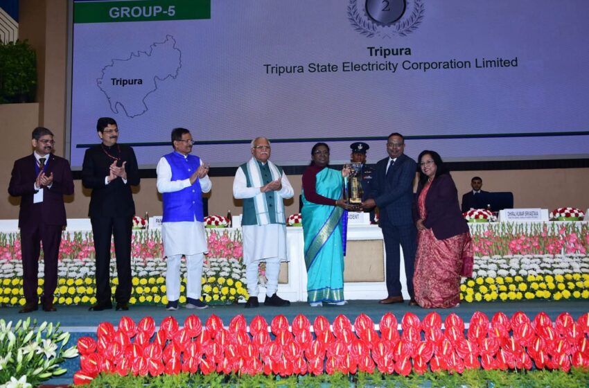 শক্তি সংরক্ষণে ফের রাষ্ট্রপতি পুরস্কারে ভূষিত হলো ত্রিপুরা!!