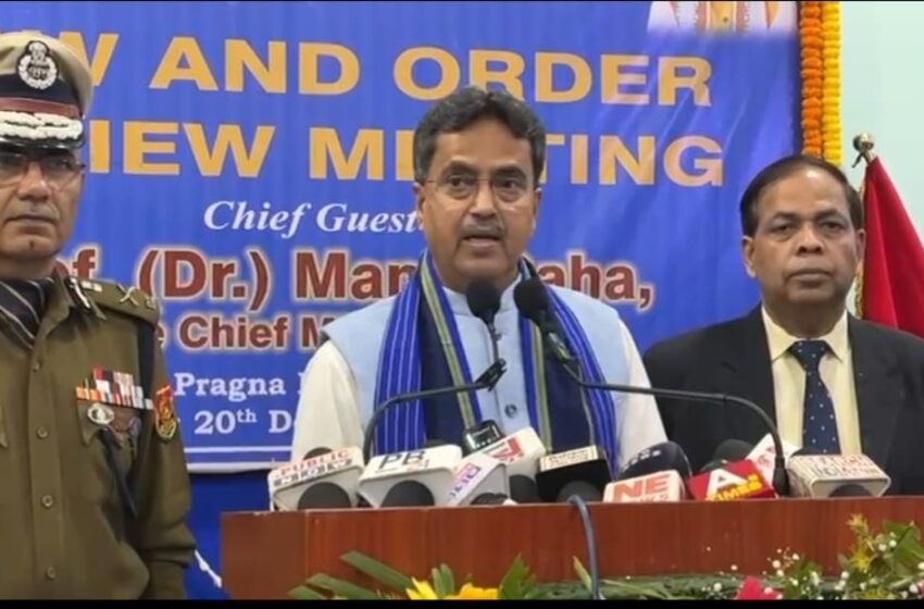  অশান্তির বাংলাদেশ, সীমান্তে কঠোর নজরদারির নির্দেশ দিলেন মুখ্যমন্ত্রী!!