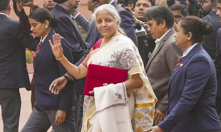  নবম বাজেট পেশ করতে চলেছেন নির্মলা সীতারামন, নতুন রেকর্ড