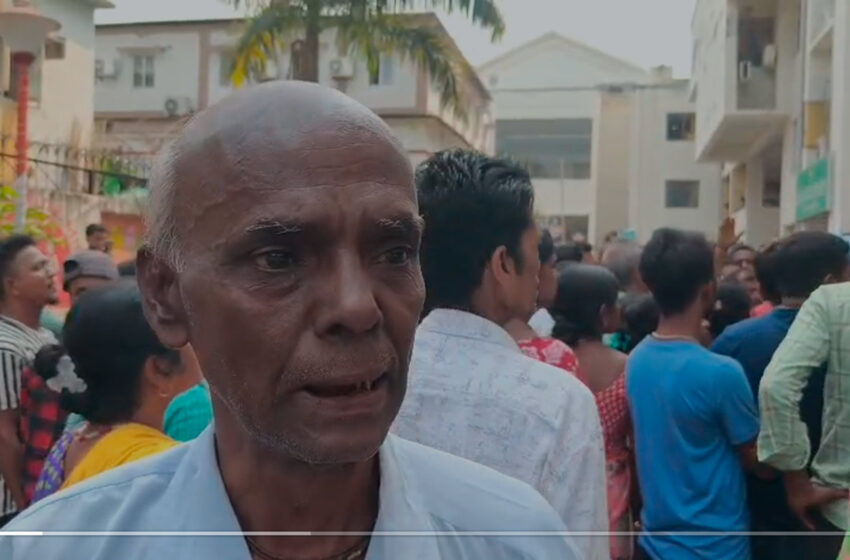  চৈত্র মেলার টোকেনে বাণিজ্য! লাঠির আঘাতে আহত মহিলা, চরম উত্তেজনা!