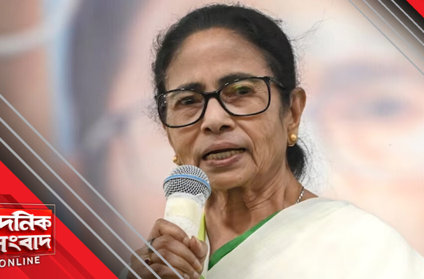 সমাজমাধ্যমে নিজের পরিচয় বদলালেন তৃণমূলনেত্রী