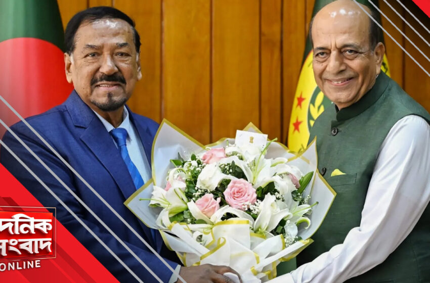  বাংলাদেশের স্পিকার সঙ্গে দেখা করলেন ভারতের রাষ্ট্রদূত দীনেশ ত্রিবেদী